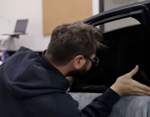 Windshield tinting in Largo